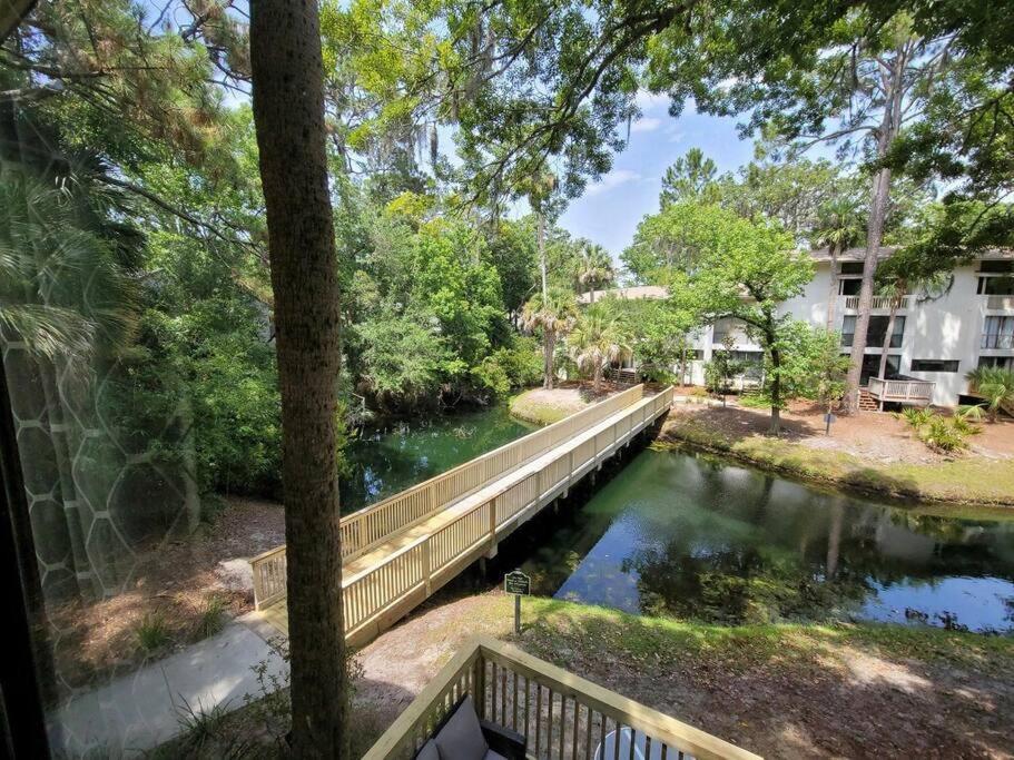 Contemporary Bliss-Newly Renovated Cozy Villa! Hilton Head Island Exterior photo